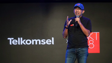 Vice President Corporate Communications and Social Responsibility Telkomsel, Abdullah Fahmi.