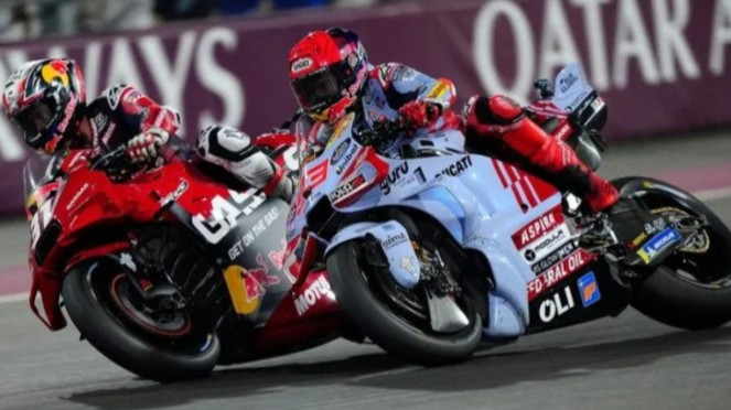 Duel Pedro Acosta dan Marc Marquez