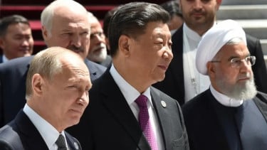 Presiden Rusia Vladimir Putin, Presiden China Xi Jinping, dan Presiden Iran Ebrahim Raisi.