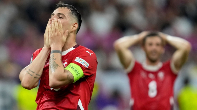Gelandang Timnas Swiss, Granit Xhaka