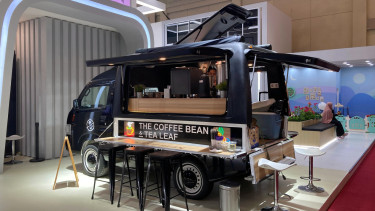 Modifikasi Suzuki Carry jadi kafe berjalan