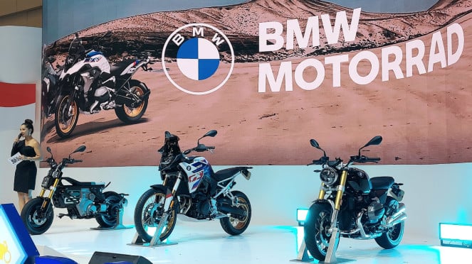 BMW Motorrad luncurkan tiga model motor baru, 1. BMW M 1000 RR – Kecepatan Maksimal 189 mph (304 km/jam), 2. BMW S 1000 RR (2025) – Kecepatan Maksimal 188 mph (302 km/jam), 3. BMW M 1000 XR – Kecepatan Maksimal 170 mph (274 km/jam), 4. BMW K 1200 S – Kecepatan Maksimal 173,57 mph (279 km/jam), 5. BMW K 1300 R – Kecepatan Maksimal 165 mph (266 km/jam)