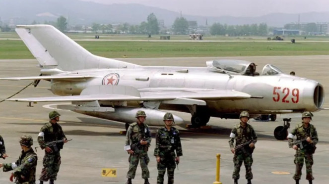 VIVA Militer: Jet tempur Mikoyan MiG-15 militer Korea Utara