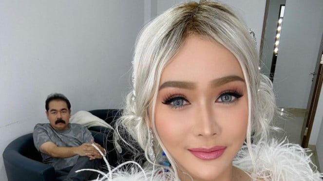 Inul Daratista dan Adam Suseno, Bule Barbie., Inul Daratista dan Adam Suseno, Ahmad Dhani dan Mulan Jameela, Saweran Maia Estianty dan Irwan Mussry.