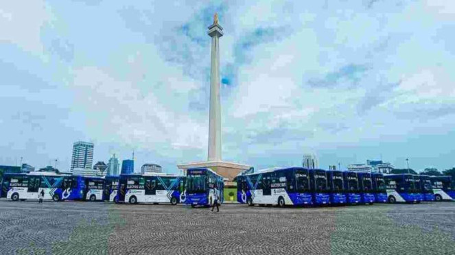 Transjakarta luncurkan 200 bus listrik di Jakarta, Selasa, 10 Desember 2024.