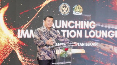Wakil Menteri Imigrasi Silmy Karim launching Immigration Lounge di Bekasi