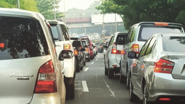 Polri telah menyusun jadwal penerapan aturan ganjil genap di wilayah DKI Jakarta untuk mengakomodasi mobilitas masyarakat selama periode libur Nataru.