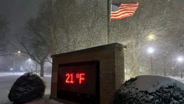 Badai salju melanda Amerika Serikat