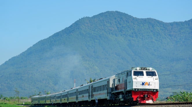 PT Kereta Api Indonesia (KAI)