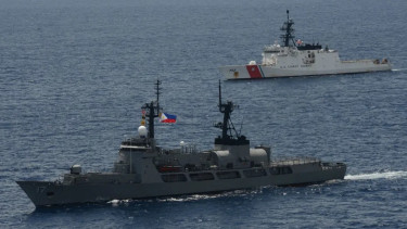 VIVA Militer: Kapal perang Filipina di Laut China Selatan, Negara-negara tetangga Tiongkok meningkatkan pertahanan , Beijing kecam latihan gabungan dengan pasukan AS, Tiongkok menghentikan impor makanan Jepang, Filipina waspadai risiko atas Taiwan
