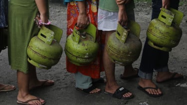 LPG 3 kg, Antrian Warga Beli LPG 3 kg