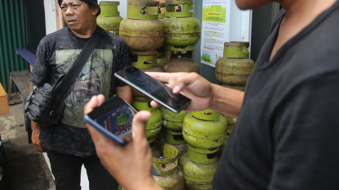 LPG 3 kg, Antrian Warga Beli LPG 3 kg