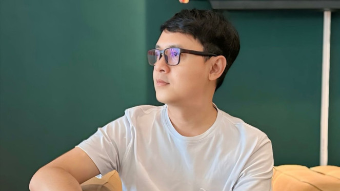 Komposer karya musik, Ari Bias.