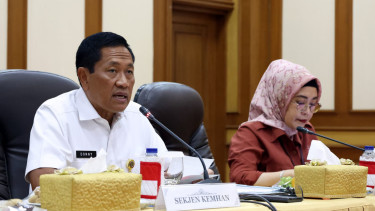 Wamenhan Marsdya (purn) Donny Ermawan 