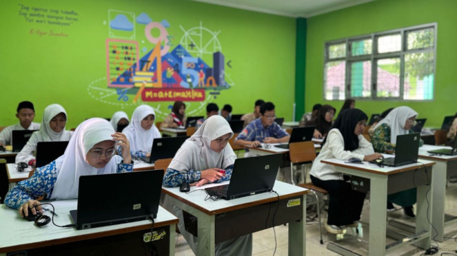 Ilustrasi ujian masuk Madrasah Aliyah Negeri (MAN) Unggulan Tahun Ajaran 2025/26.