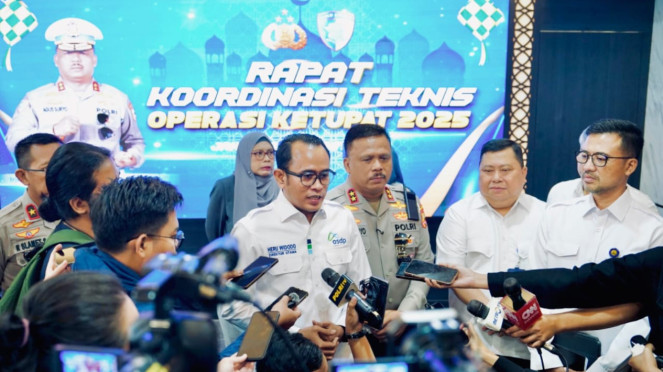 Direktur Utama ASDP Heru Widodo.