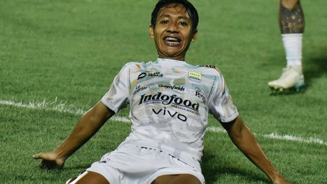 Pemain Persib Bandung Beckham Putra, Thom Haye Masih yang Paling Mahal, Duo Borneo FC Terbang Tinggi, Rizky Ridho Pecahkan Dominasi Pemain Asing, Kurzawa Turun, Maxwell Justru Naik, Beckham Putra dan Dony Tri Jadi Masa Depan Timnas