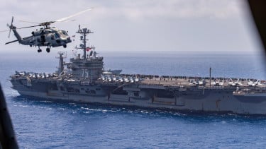 VIVA Militer: Kapal induk USS Harry S. Truman (CVN-75) militer Amerika Serikat