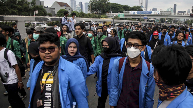 Aksi Mahasiswa Demo Tolak Pengesahan UU TNI