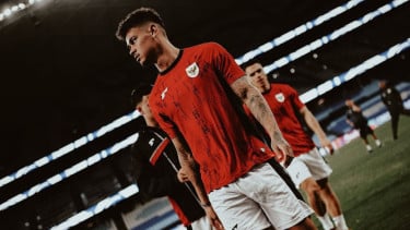 Mees Hilgers, 5. Rekap 32 Besar Piala Dunia U-17 2025: Kejutan Uganda dan Burkina Faso, Juara Bertahan Jerman Tersingkir, 4. Erling Haaland Ganas! Norwegia Pastikan Tiket ke Piala Dunia 2026 Usai Benamkan Italia, 3. Media Asing Sebut Jadwal Baru ASEAN Cup 2026 Untungkan Timnas Indonesia, 2. Mees Hilgers Murka Dituding Pura-Pura Cedera oleh Anggota DPR: Mereka Selalu Berbohong!, 1. Terpopuler: Kekuatan Netizen +62 Diuji Vote Rizky Ridho, Respons Pelatih Mali U-22 Usai Hancurkan Timnas Indonesia U-22