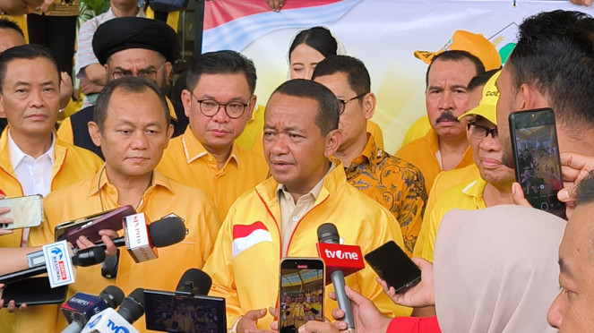 Ketua Umum Partai Golkar, Bahlil Lahadalia di Kantor DPP Partai Golkar, Jakarta.