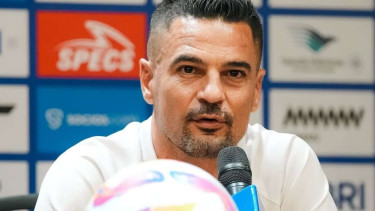 Pelatih Persita Tangerang, Carlos Pena