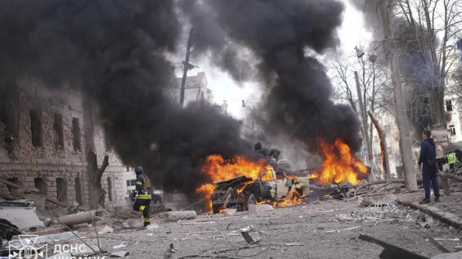 VIVA Militer: Serangan rudal Rusia di kota Sumy, Ukraina, Daftar 10 Negara Paling Tidak Damai di Dunia 2025, VIVA Militer: Invasi militer Israel di Jalur Gaza, Palestina, VIVA Militer: Milisi Houthi Yaman, VIVA Militer: Milisi pemberontak Sudan, Pasukan Dukungan Cepat (RSF), VIVA Militer: Serangan rudal Rusia di kota Sumy, Ukraina, VIVA Militer: Pasukan Angkatan Bersenjata Federasi Rusia (VSRF)