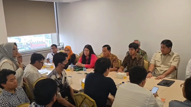Menteri Ara bertemu konsumen Meikarta.