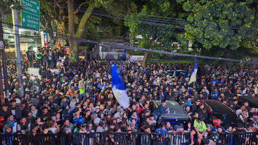 Persib Merayakan Juara Liga 1 2024/2025 Bersama Bobotoh di Graha Persib, Jalan Sulanjana, Bandung