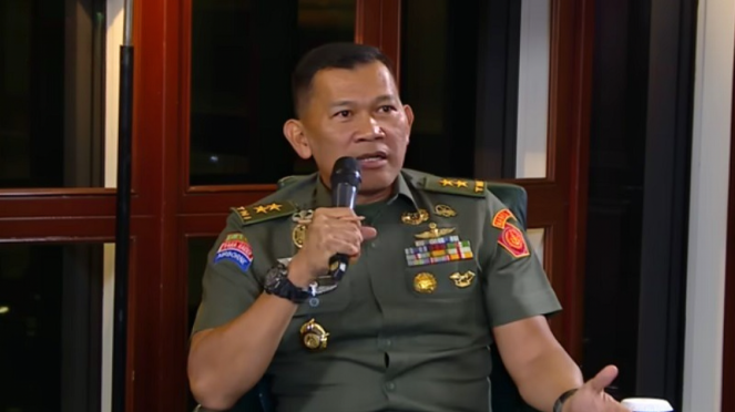 Kapuspen TNI Mayjen TNI Kristomei Sianturi di ILC, 2.Sebut AS dan Israel Bak'Tumor-Kanker', Hizbullah: Kami Berdiri Bersama Iran, Pemimpin baru Hizbullah Naim Qassem, 3.14 Pesawat Kargo dari Jerman dan AS Tiba di Israel, Bawa Perlengkapan Perang, Ilustrasi perang Iran vs Israel, 4.Ada 386 WNI di Iran, Hanya 115 Orang Bersedia Dievakuasi, Kapuspen TNI Mayjen TNI Kristomei Sianturi di ILC, 5.Di Hadapan Prabowo, Putin Pastikan Pasok Minyak dan Gas Alam ke Indonesia, Presiden Prabowo Subianto dan Presiden Rusia Vladimir Putin di St Petersburg