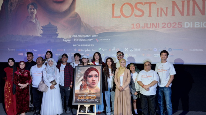 Film Assalamualaikum Beijing 2: Lost in Ningxia, Hetty Wijaya dan Jason Irwan., Chika Jessica, Vidi Aldiano, Film Assalamualaikum Beijing 2: Lost in Ningxia, Sarwendah
