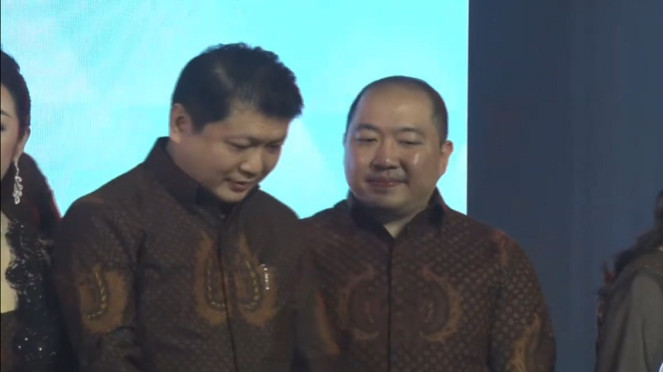 Dirut Sritex Iwan Kurniawan Lukminto (kanan) dan Presiden Komisaris Sritex