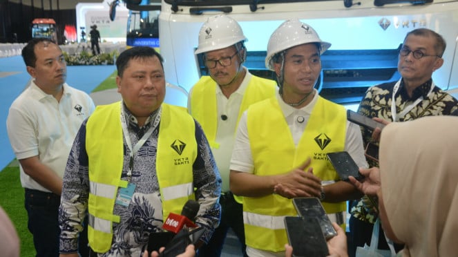 Komisaris Utama VKTR, Anindya Bakrie di acara Soft Launching Fasilitas Perakitan Kendaraan Listrik Komersial berbasis CKD Pertama di Indonesia