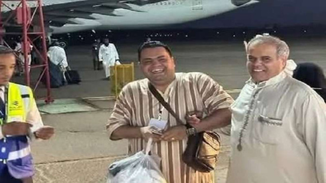 Jemaah haji Amer Al Gaddafi sempat tertinggal pesawat karena masalah imigrasi