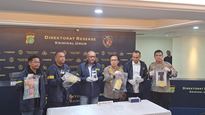 Barang bukti kasus pembunuhan bos sembako di Bekasi 