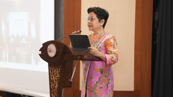 Ketua Dewan Audit OJK merangkap Anggota Dewan Komisioner, Sophia Wattimena