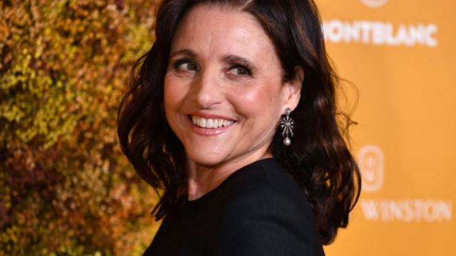 Julia Louis Dreyfus, Jami Gertz, Oprah Winfrey, Oprah Winfrey dan Stedman., Artis China Zhao Wei, Jennifer Lopez, Reese Witherspoon , Victoria Principal, Jennifer Aniston, Christa Miller, Jessica Biel, Julia Louis Dreyfus