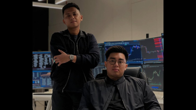 Investor Muda, Timothy Ronald, Dokter Reza Gladys dan suami., Investor Muda, Timothy Ronald, Investor muda Timothy Ronald., Luna Maya dan Maxime Bouttier.