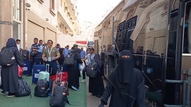 Petugas haji Daker Madinah bersiap ke Makkah dari Hotel Durat Masyair 2