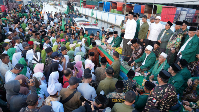 Istighosah yang diadakan PCNU Demak, di kawasan pesisir Pantura, Demak