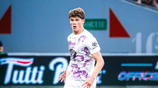 Charlie Cresswell, Ketua Panitia Pelaksana FORNAS VIII, Ibnu Riza saat rapat koordinasi, Charlie Cresswell, Kiper PSM Makassar, Reza Arya Pratama, SHin Tae-yong, Jay Idzes, Indonesia vs China di Kualifikasi Piala Dunia 2026
