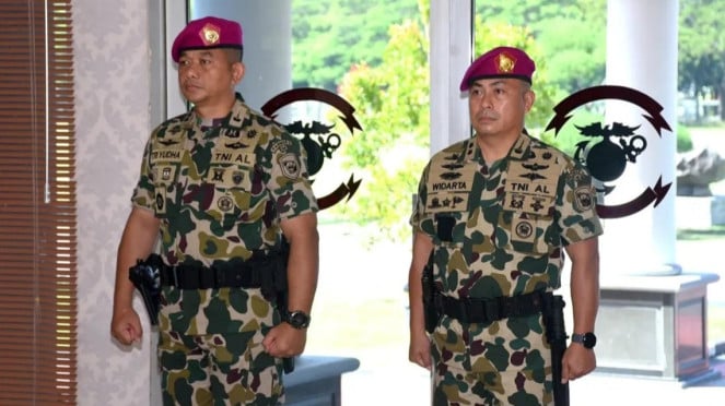 VIVA Militer: Prosesi sertijab Asops Danpasmar 2 Marinir