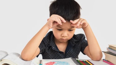 Ilustrasi anak anemia., Anemia dan Kekurangan Gizi Masih Jadi Tantangan Besar, Working Memory: Kunci Penting Prestasi Belajar Anak, Kekurangan Protein dan Zat Besi Jadi Faktor Penting, Dampak Jangka Panjang bagi Masa Depan Bangsa, Pentingnya Peran Orang Tua dan Lingkungan
