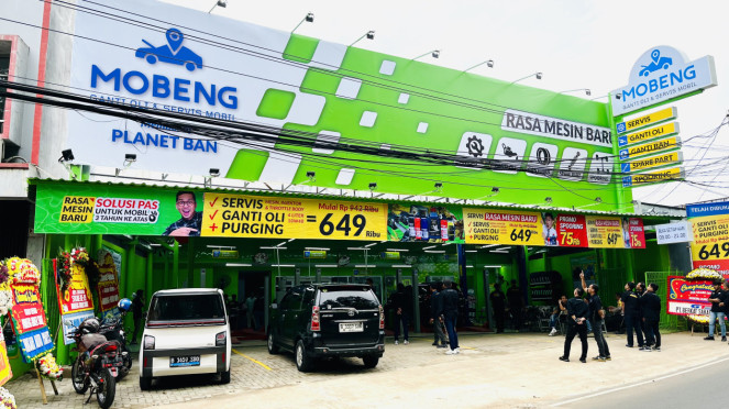 Pembukaan outlet baru bengkel Mobeng di Duren Sawit, Jakarta Timur