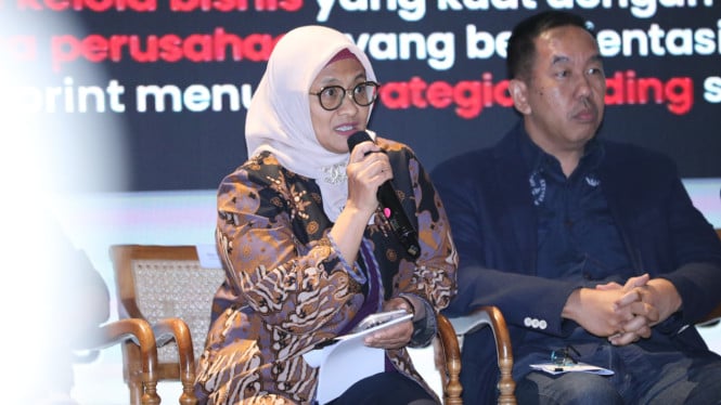 Direktur Utama Telkom, Dian Siswarini