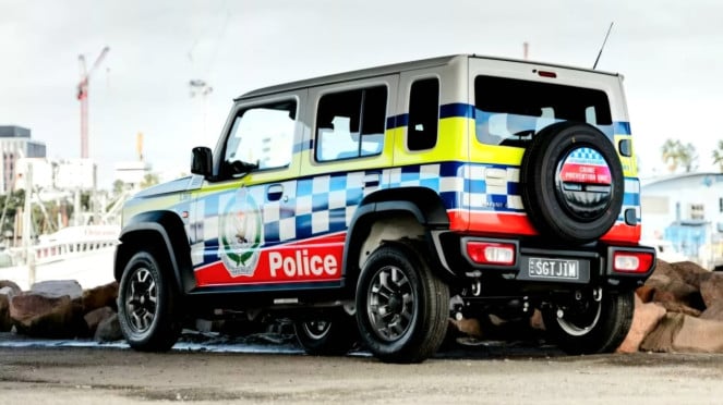 Suzuki Jimny jadi mobil polisi