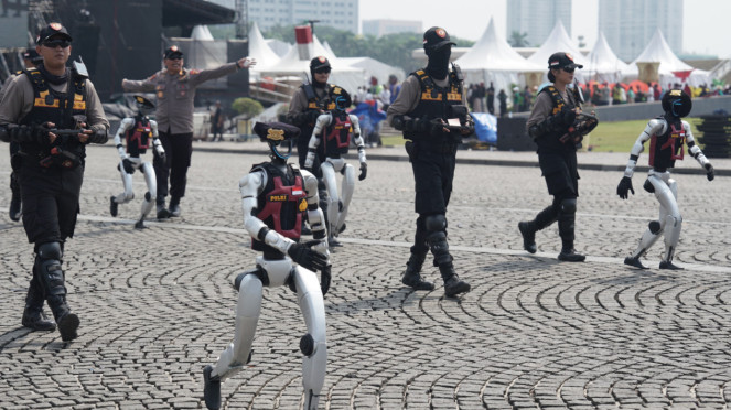 Robot Humanoid yang akan dipamerkan di Hari Bhayangkara ke-79