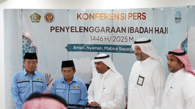 Wamenhaj dan Umrah Saudi Abdul Fattah Mashat dan Ketua PPIH 2025 Muchlis Hanafi