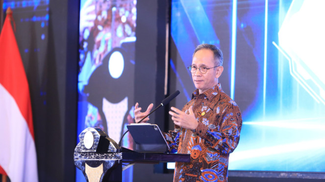 Ketua OJK Mahendra Siregar
