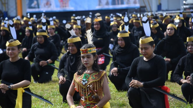 Tari Mandau Pulang Pisau